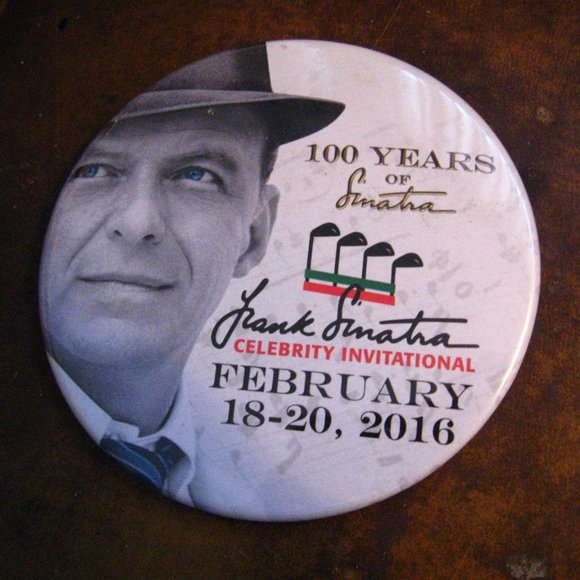 Frank Sinatra Celebrity Invitational Lapel Pin - Picture 2 of 4
